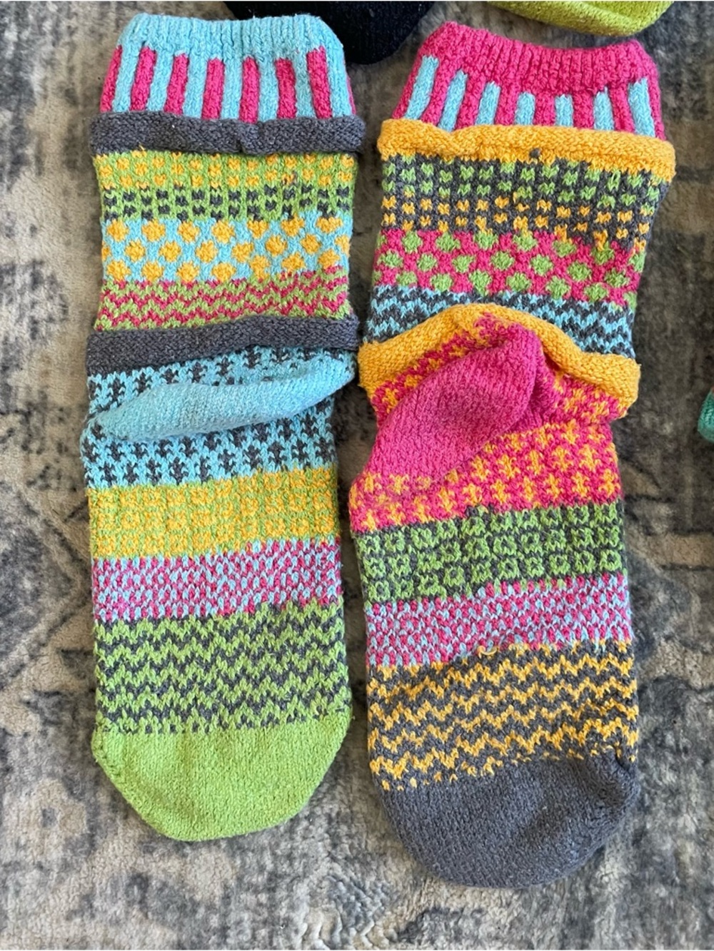 Solemate Socks Mismatched Four Pairs Colorful Preowned Socks - Picture 2 of 5